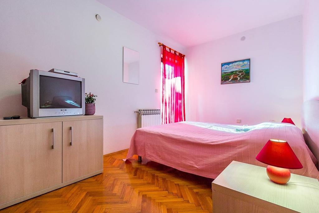 Apartments Valbandon Fažana Extérieur photo
