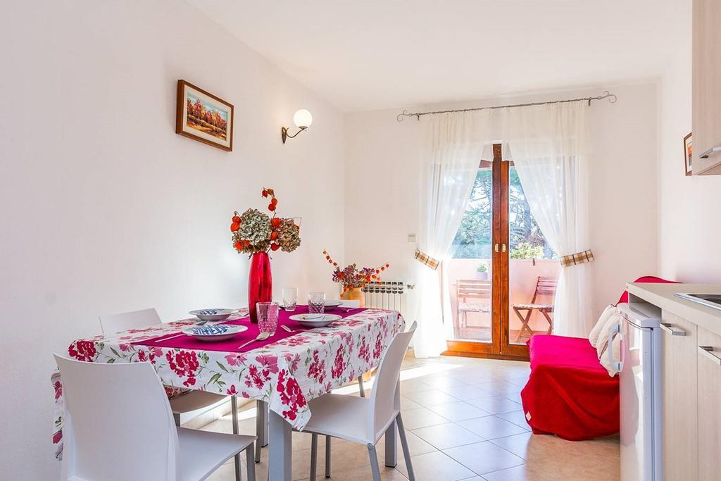 Apartments Valbandon Fažana Extérieur photo